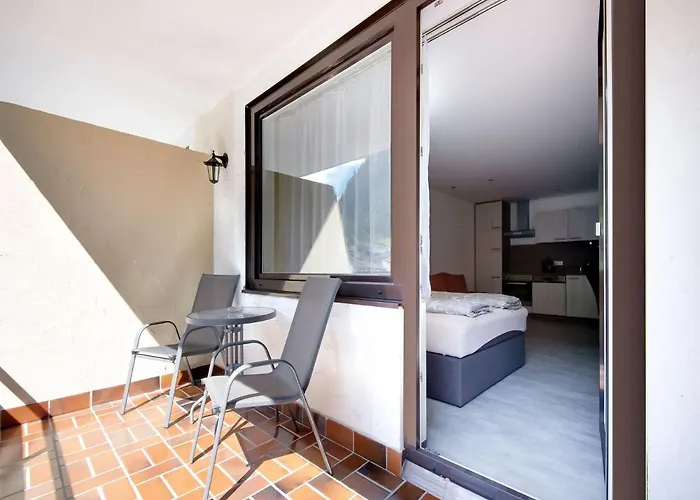 In Near Slopes Apartment *